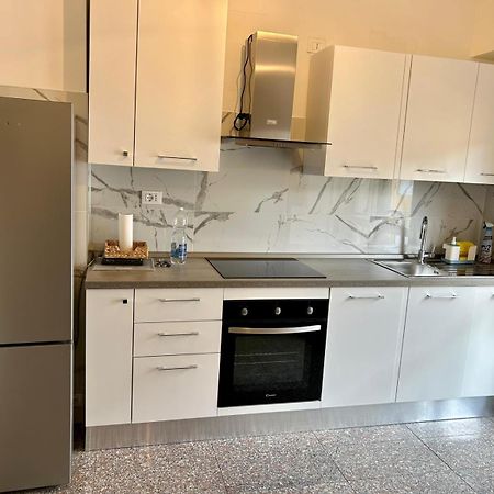 Bed Station -Self Check In- Bed and Breakfast Bergamo Buitenkant foto