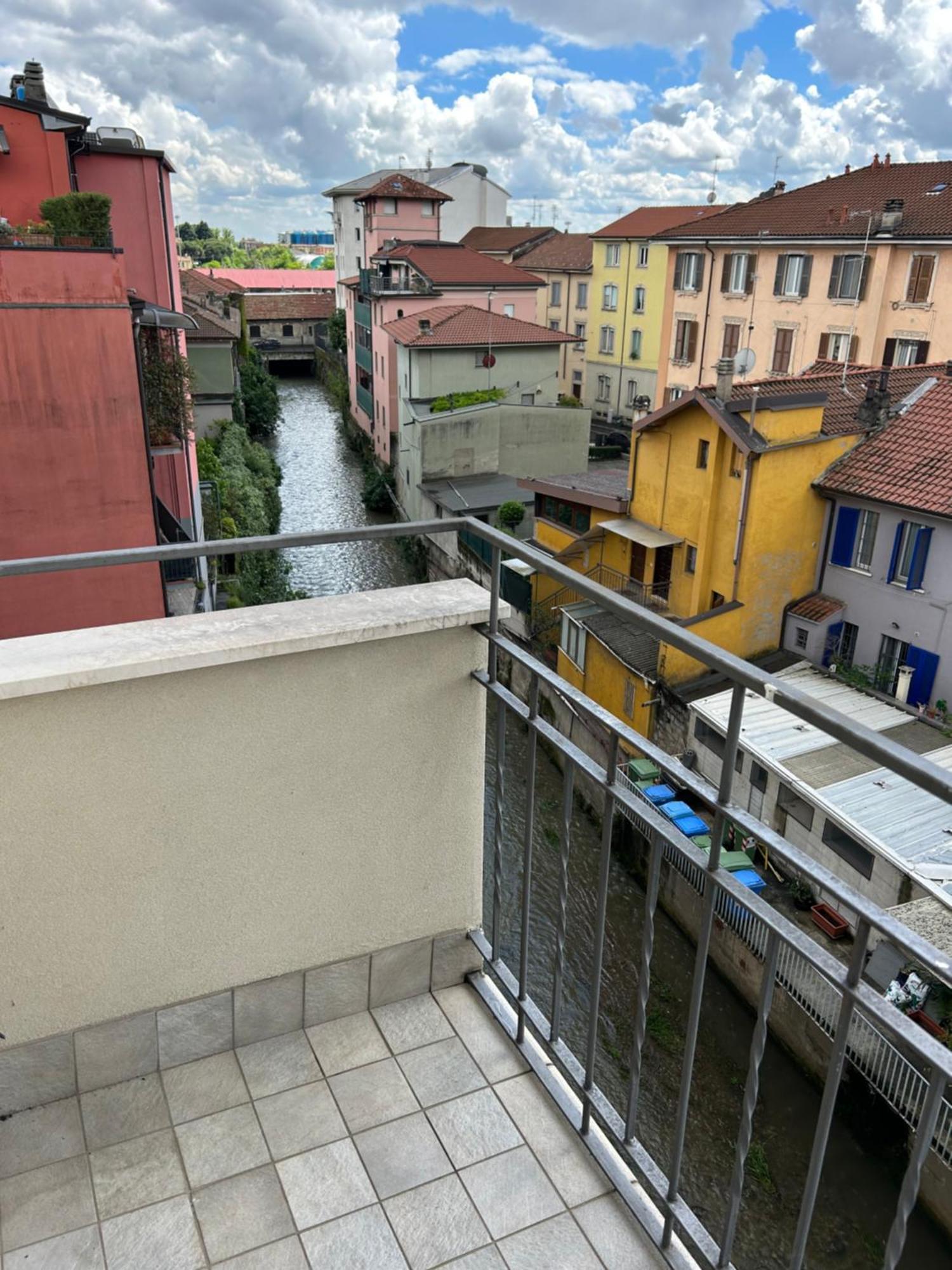Bed Station -Self Check In- Bed and Breakfast Bergamo Buitenkant foto
