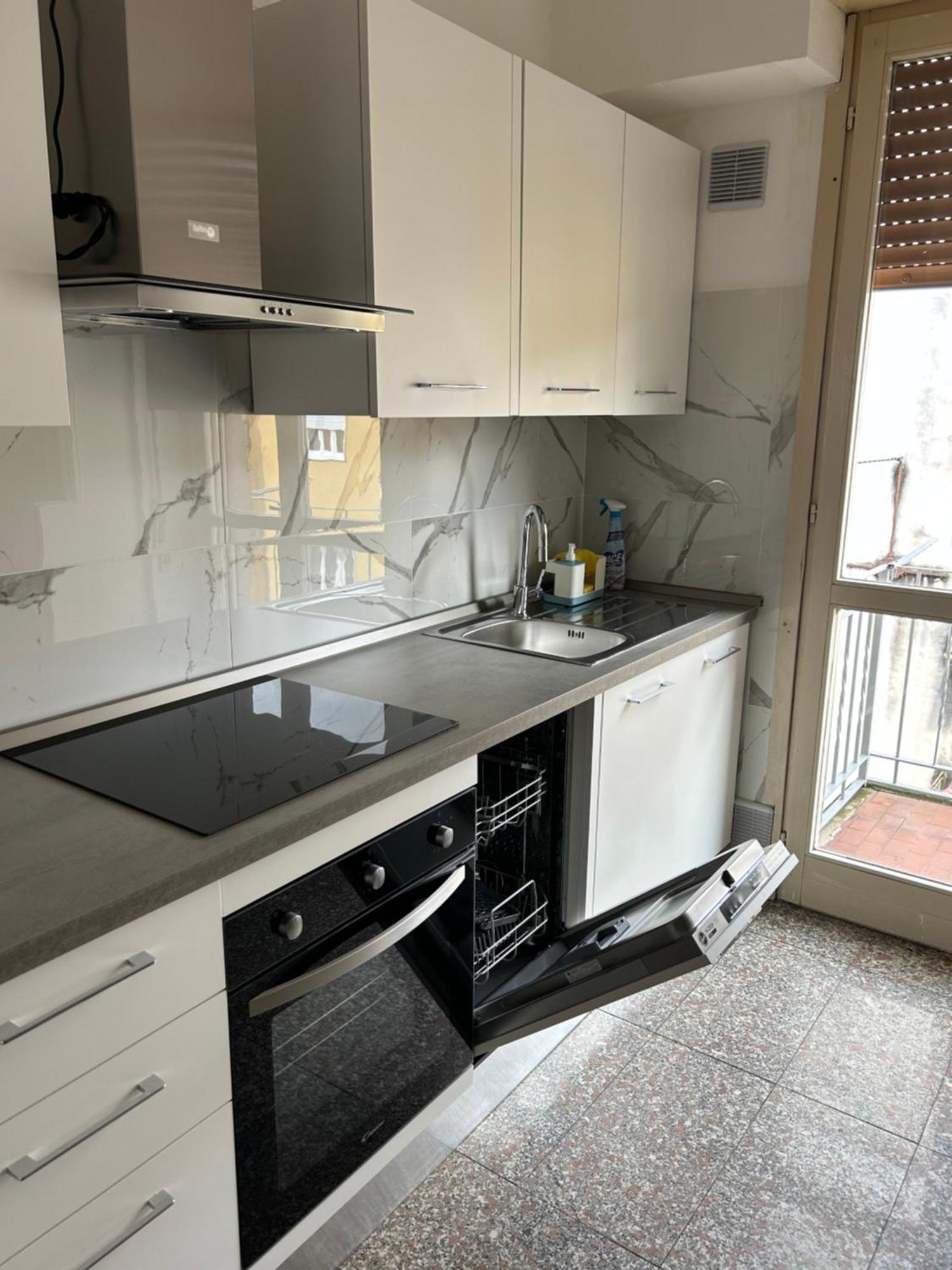 Bed Station -Self Check In- Bed and Breakfast Bergamo Buitenkant foto